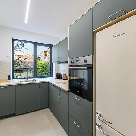 Koa - Davino Apartment 3*